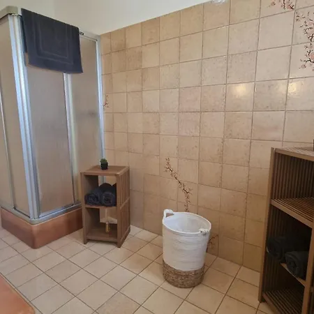 Belle Pescaluna A 15 Mn Des Plages, 9 Pers, Clim, Grand Jardin, Piscine Hors Sol, Parking, Terrain De Boules Lunel (Herault)