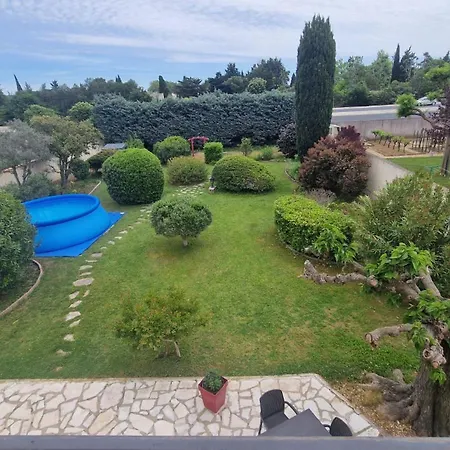 Belle Pescaluna A 15 Mn Des Plages, 9 Pers, Clim, Grand Jardin, Piscine Hors Sol, Parking, Terrain De Boules لونيه