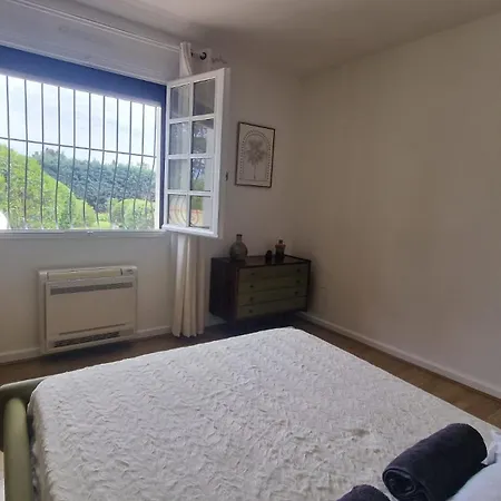 Belle Pescaluna A 15 Mn Des Plages, 9 Pers, Clim, Grand Jardin, Piscine Hors Sol, Parking, Terrain De Boules Semesterbostad *