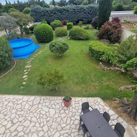 Belle Pescaluna A 15 Mn Des Plages, 9 Pers, Clim, Grand Jardin, Piscine Hors Sol, Parking, Terrain De Boules Lunel (Herault)